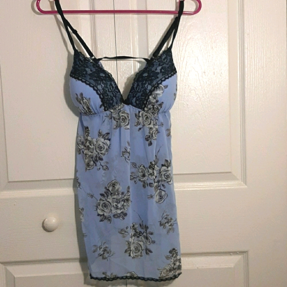 Lingerie Chemise Pajama Top with Padded Cu…